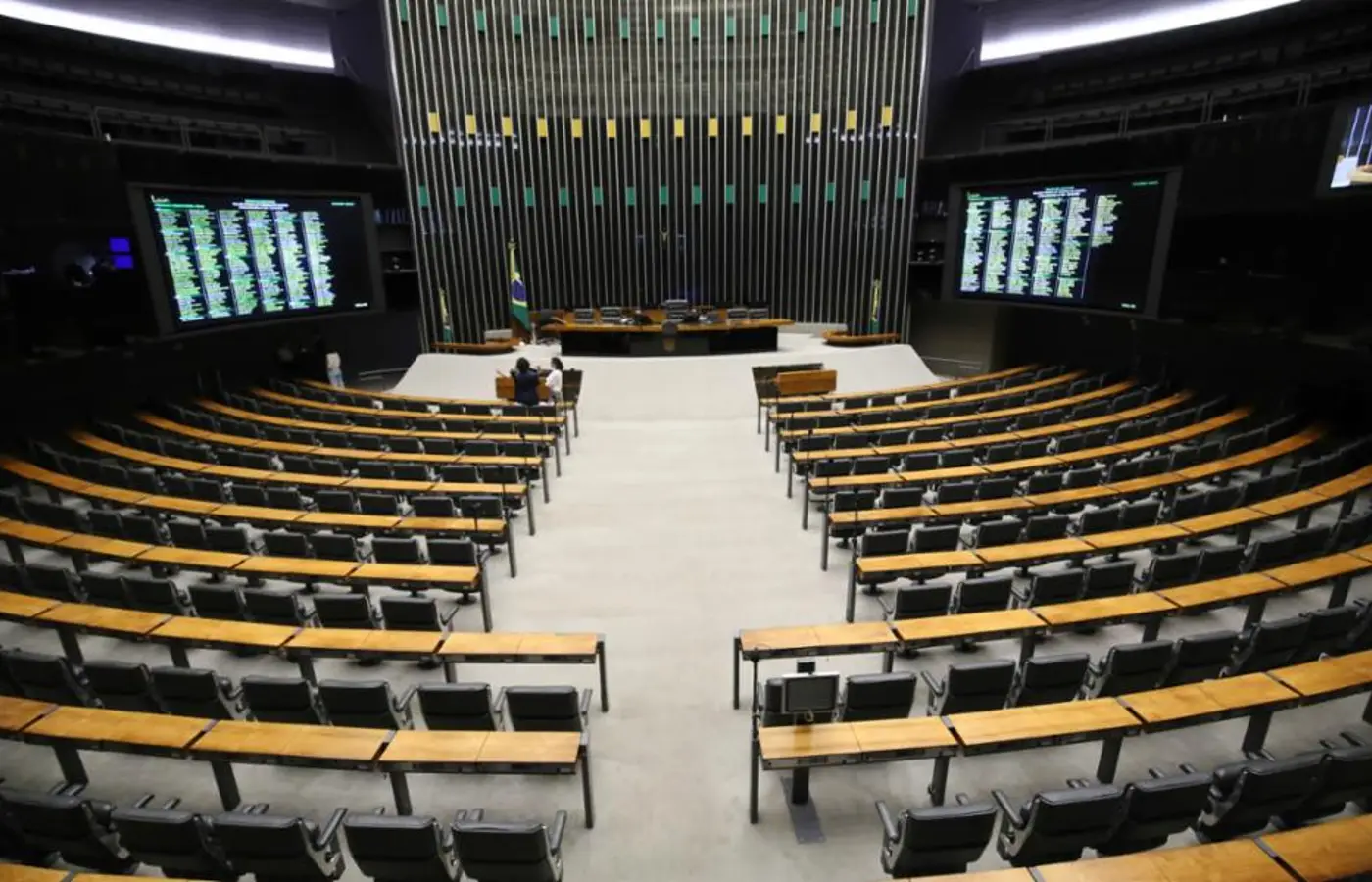 congresso-antecipa-carnaval-e-tera-semana-de-pouca-movimentacao