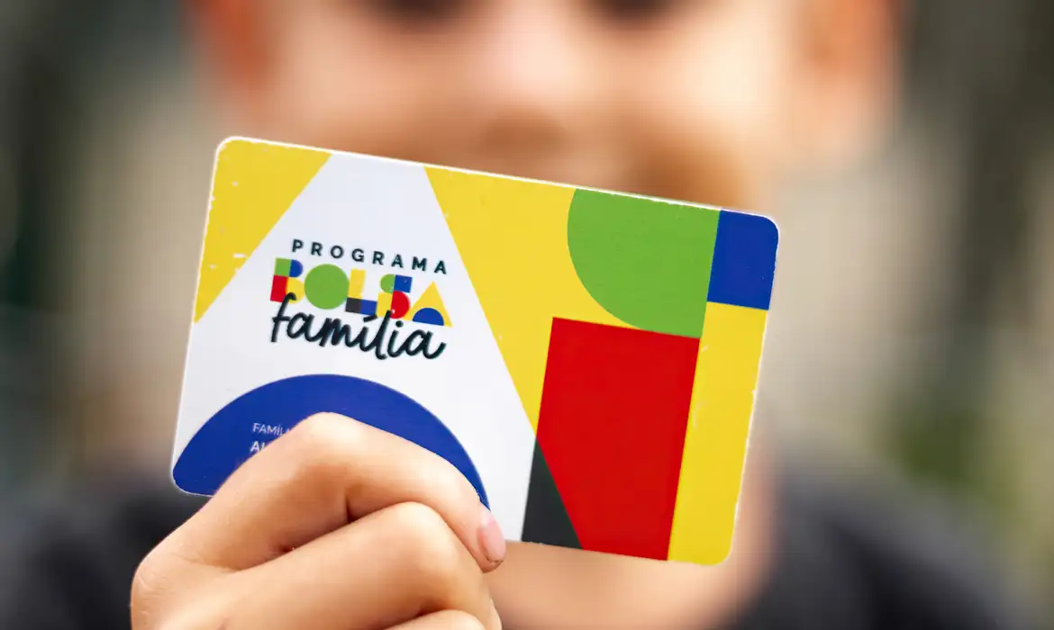 pagamento-unificado-do-bolsa-familia-beneficia-familias-de-171-municipios-em-fevereiro