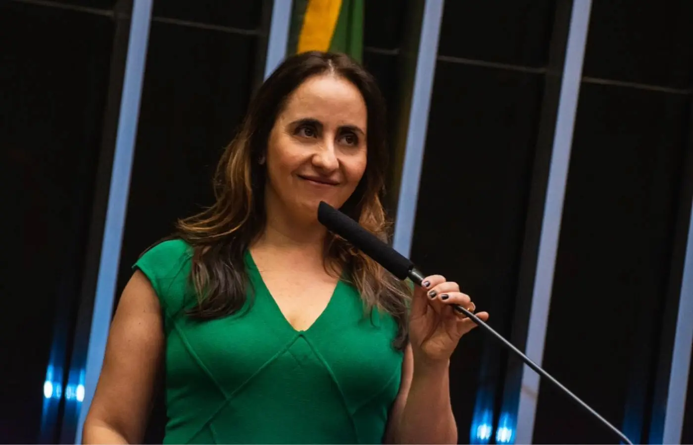 deputada-cobra-urgencia-em-pec-do-codigo-de-etica-para-stf