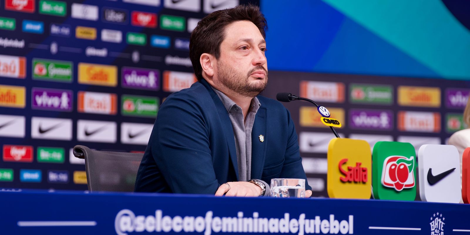 arthur-elias-convoca-selecao-feminina-para-a-fifa-series