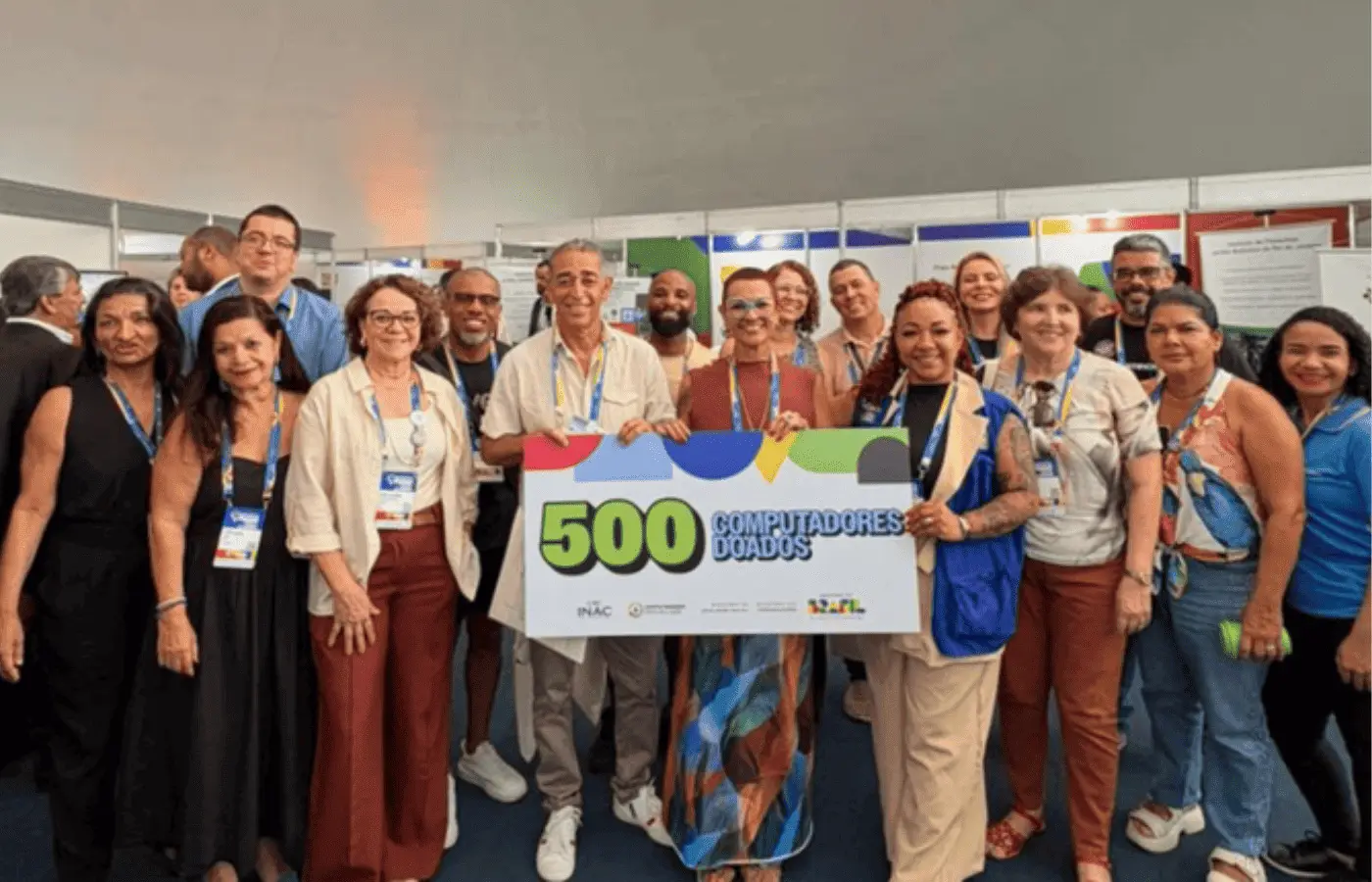 caravana-federativa-leva-computadores-e-servicos-a-gestores-e-instituicoes-no-rio