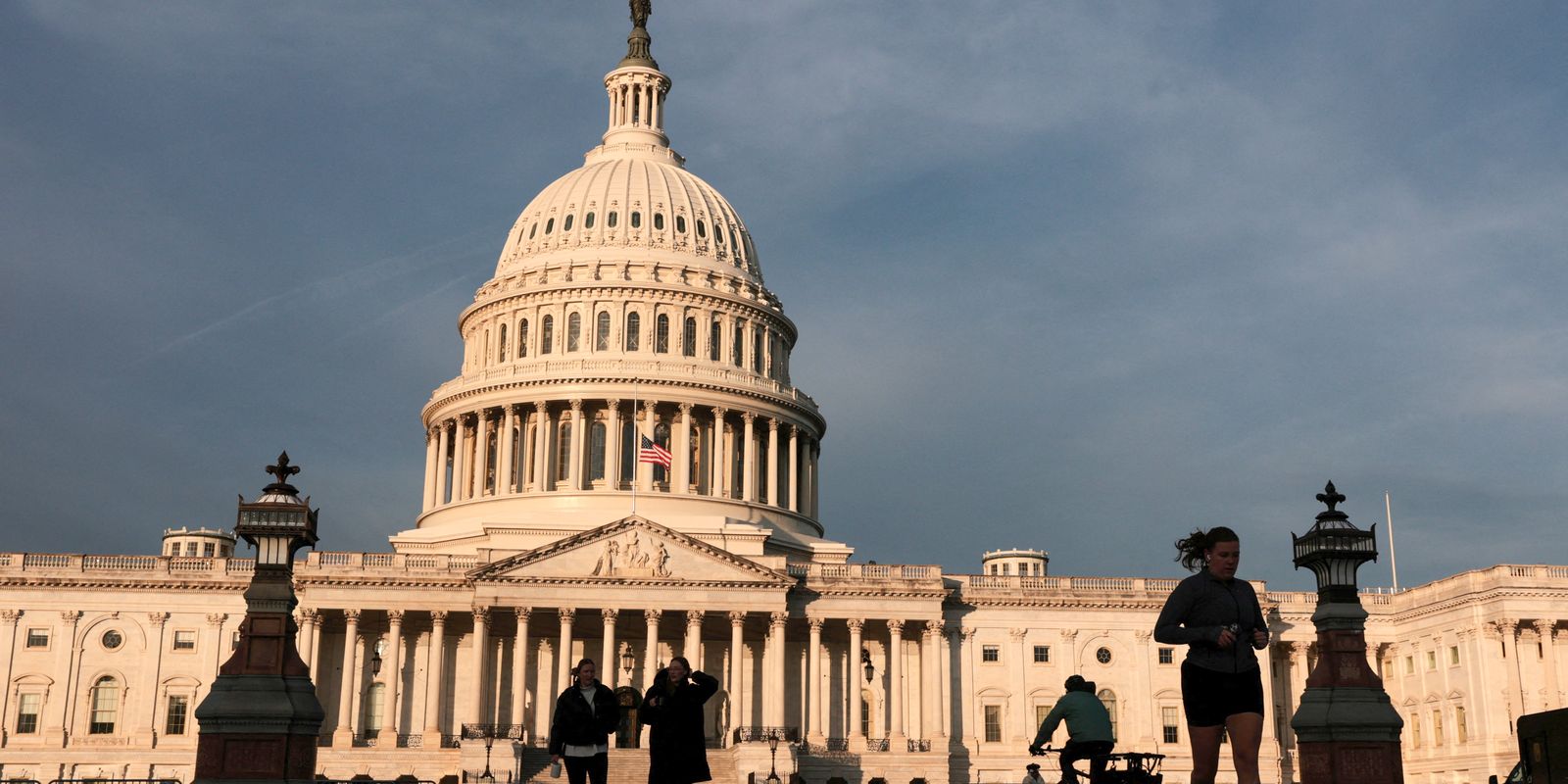 prazo-da-guerra-de-trump-sem-aval-do-congresso-termina-1o-de-maio