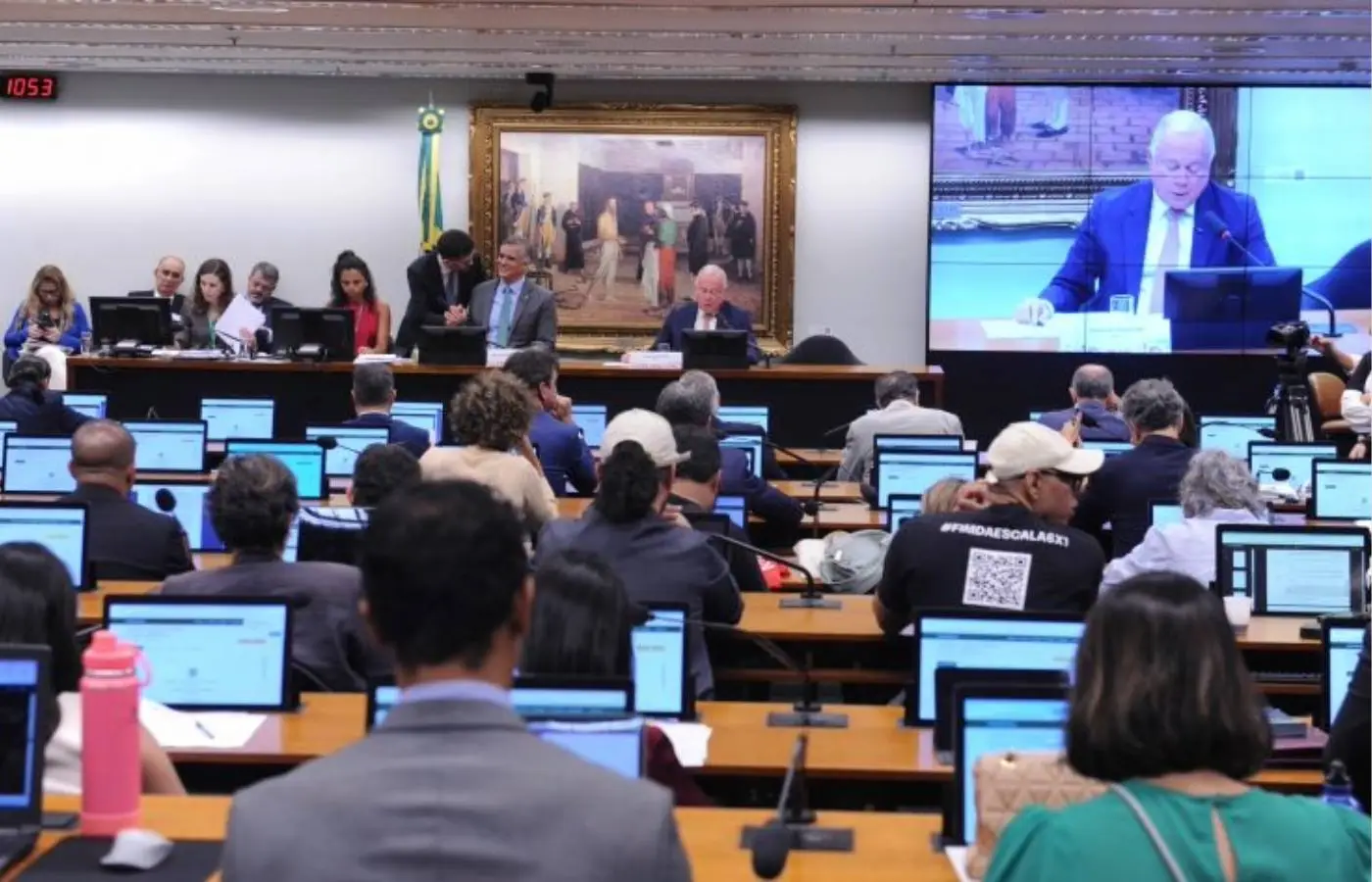 apos-pedido-de-vista,-comissao-da-camara-adia-votacao-do-fim-da-escala-6×1