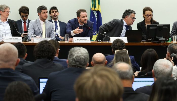 durigan-diz-ser-contra-qualquer-compensacao-ao-fim-da-escala-6×1
