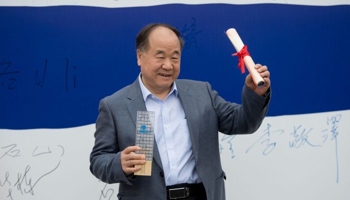 a-boa-literatura-contem-rios-e-fragrancias,-diz-nobel-da-china